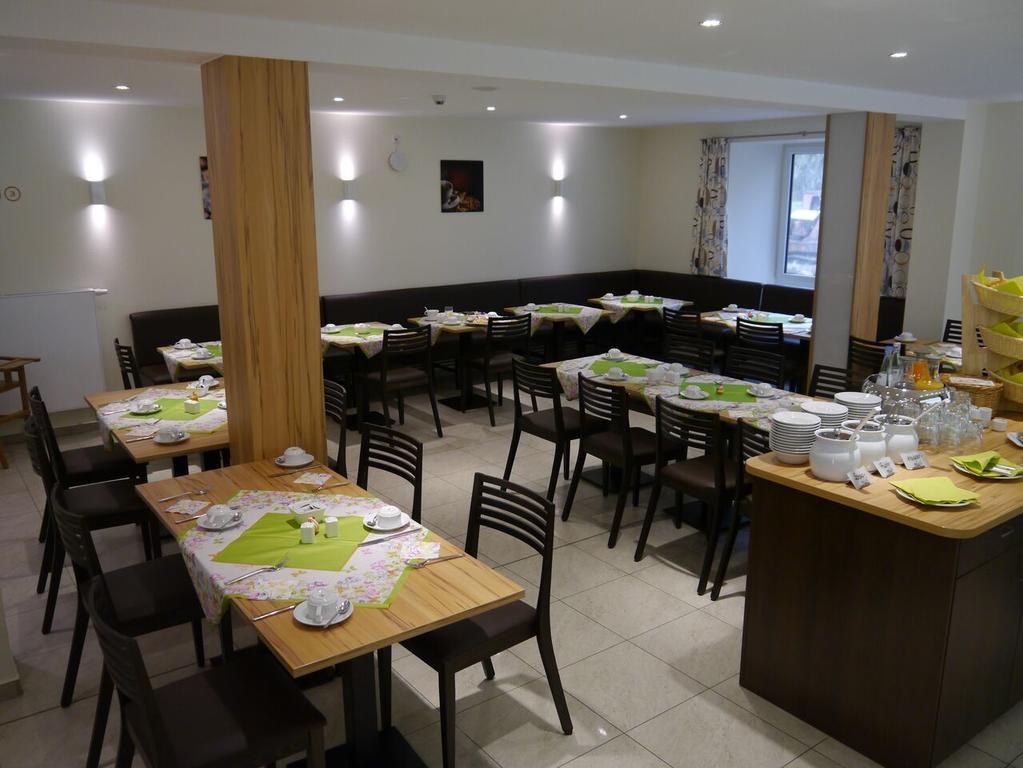 Hotel Sutter'S Landhaus Gensingen Zewnętrze zdjęcie