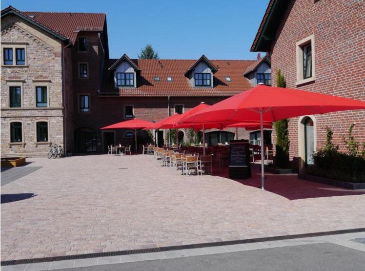 Hotel Sutter'S Landhaus Gensingen Zewnętrze zdjęcie